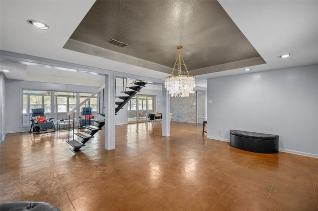 827 Lcr 894, Jewett, TX 75846