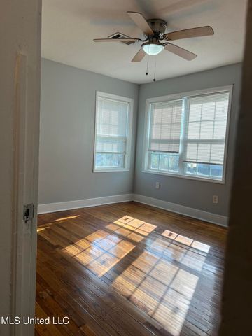 3715 Parkview Street, Vicksburg, MS 39180