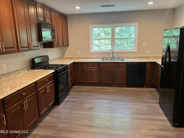 3715 Parkview Street, Vicksburg, MS 39180