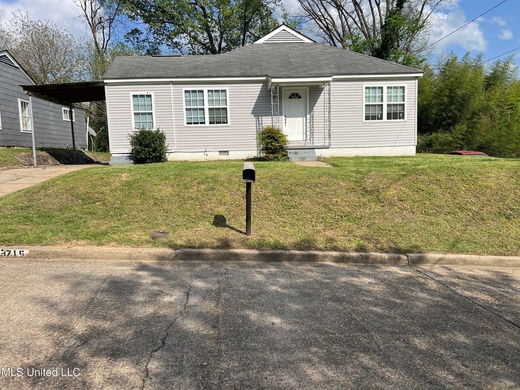3715 Parkview Street, Vicksburg, MS 39180