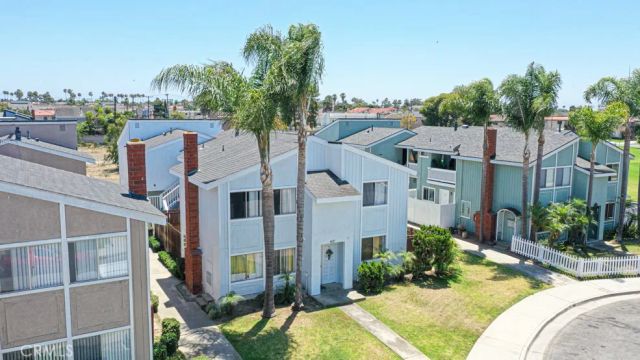 4822 Neely, Huntington Beach, CA 92649