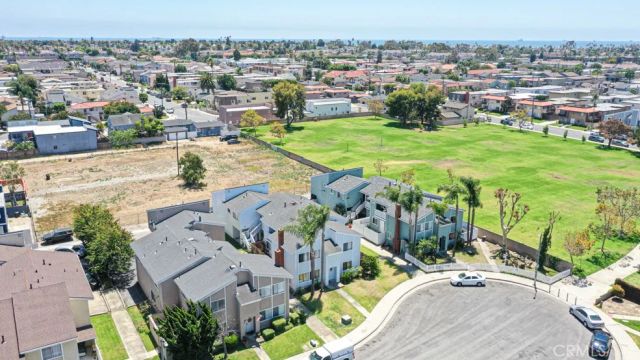 4822 Neely, Huntington Beach, CA 92649