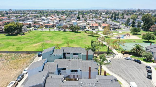 4822 Neely, Huntington Beach, CA 92649