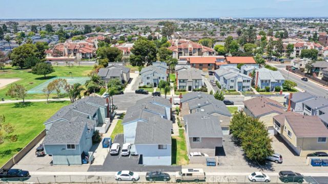 4822 Neely, Huntington Beach, CA 92649