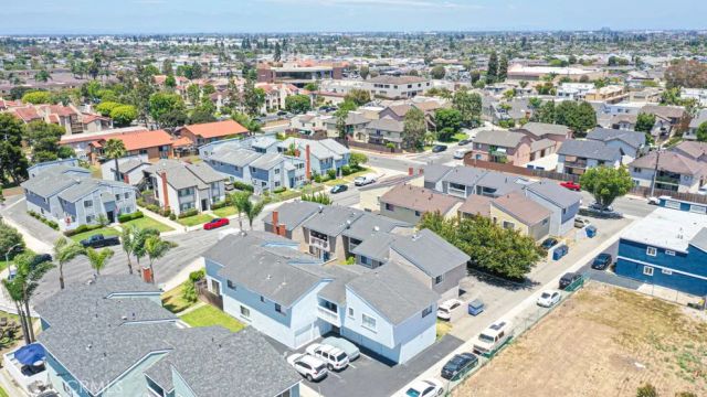 4822 Neely, Huntington Beach, CA 92649
