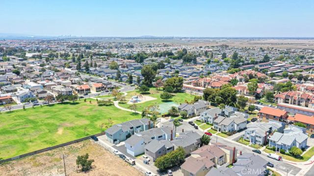 4822 Neely, Huntington Beach, CA 92649