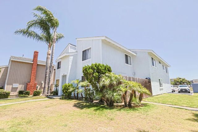 4822 Neely, Huntington Beach, CA 92649