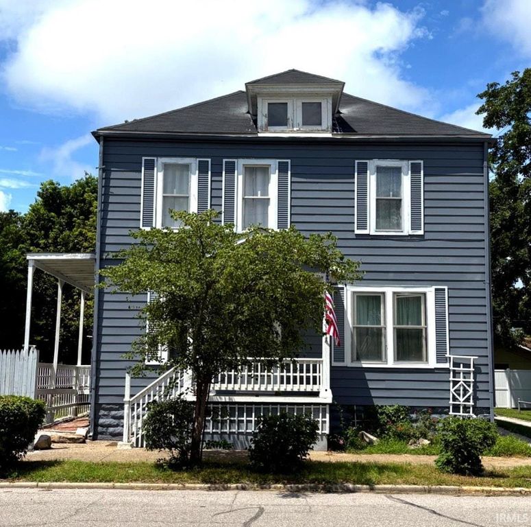 227 S 7th Street, Vincennes, IN 47591