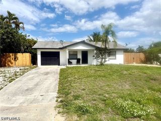 1854 54th TER SW, Naples, FL 34116
