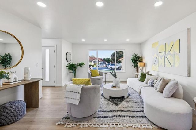 2043 Shellback Place, San Jose, CA 95133