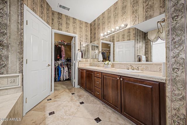 16133 W Desert Cove Way, Surprise, AZ 85374