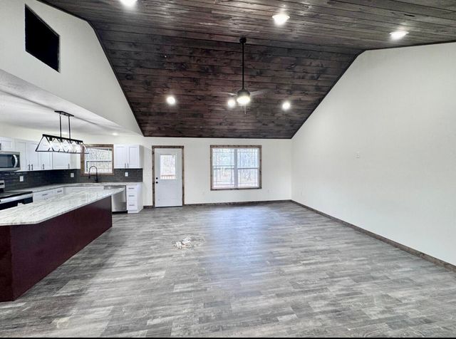 113 Dogwood Street, Cabool, MO 65689