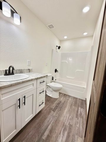 113 Dogwood Street, Cabool, MO 65689