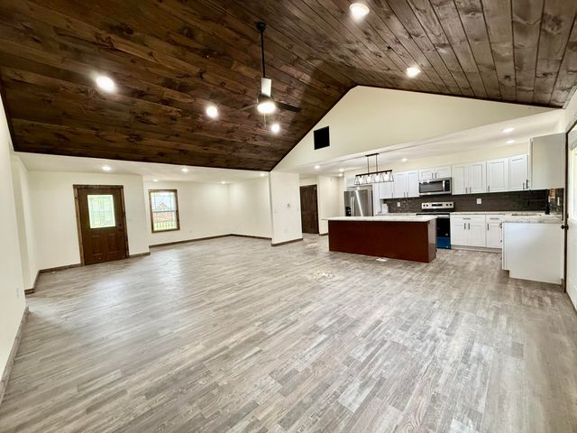 113 Dogwood Street, Cabool, MO 65689