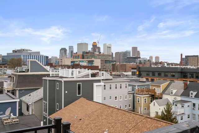 152 W Third 2, Boston, MA 02127
