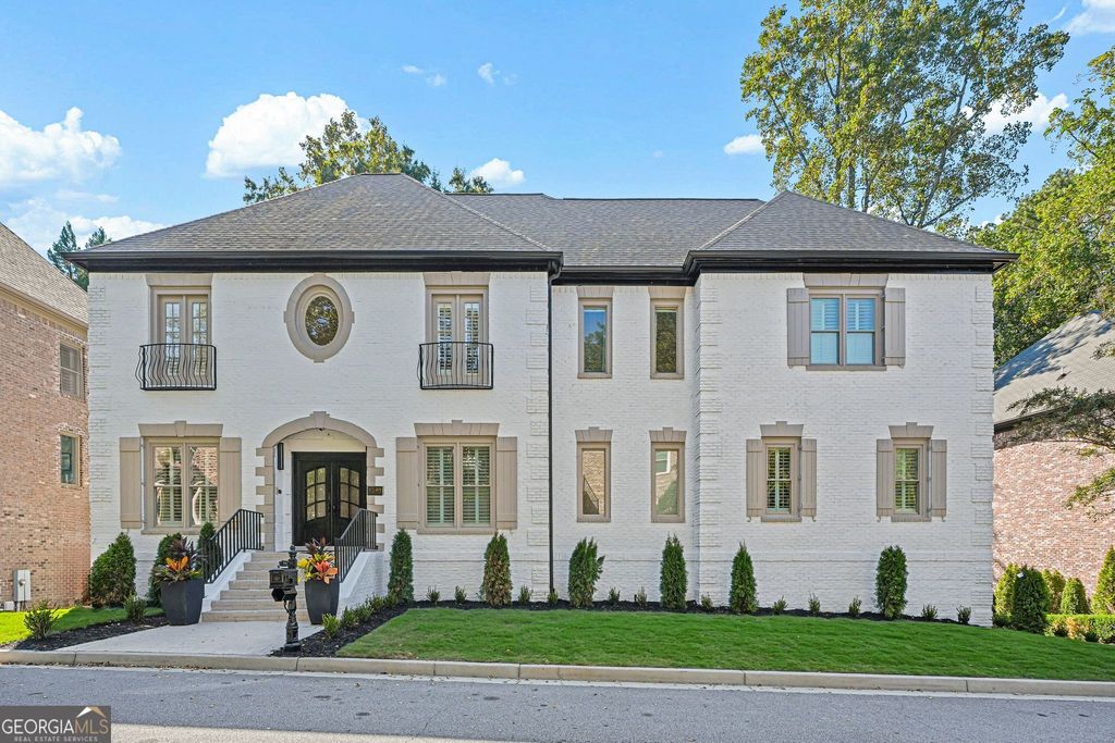 1240 Brookhaven Hideway Court NE, Atlanta, GA 30319 — photo 2