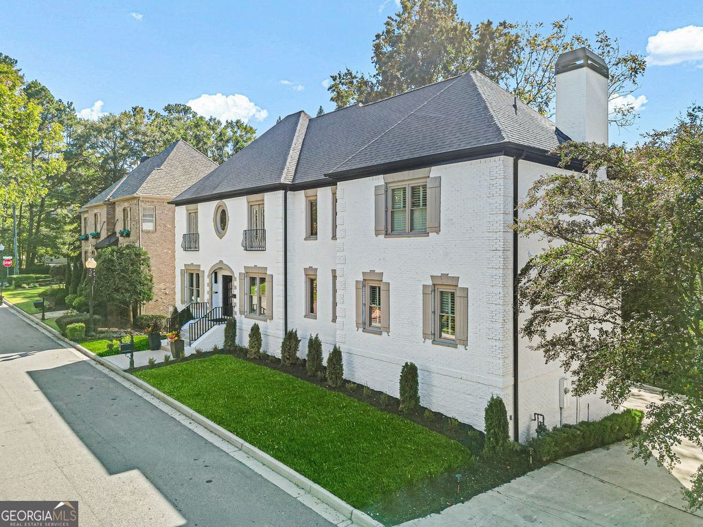 1240 Brookhaven Hideway Court NE, Atlanta, GA 30319 — photo 3