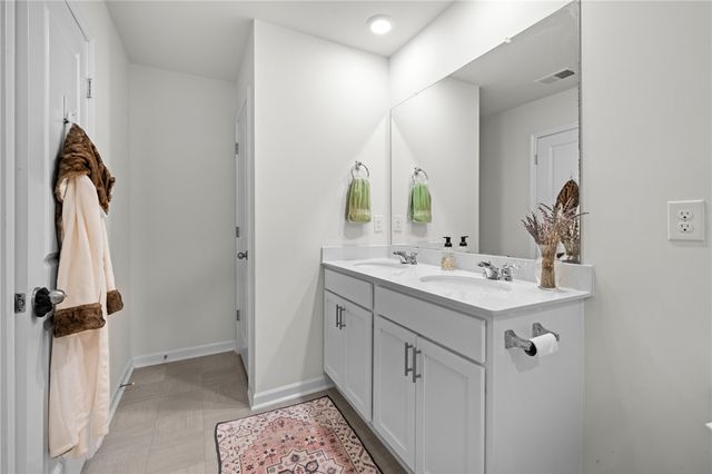 27 Karkinnen Court, Pendleton, SC 29670