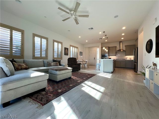 116 Ibiza Lake Drive, Henderson, NV 89011
