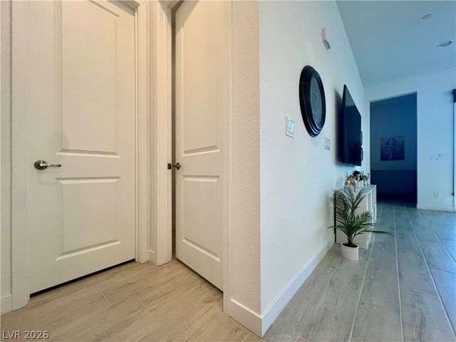 116 Ibiza Lake Drive, Henderson, NV 89011