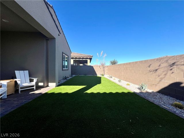 116 Ibiza Lake Drive, Henderson, NV 89011