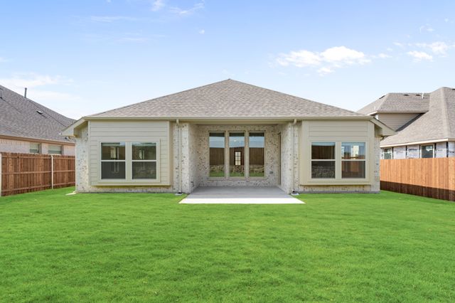821 Blue Fescue Road, Fort Worth, TX 76247