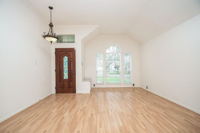 6219 Fox Wind Court, Houston, TX 77041