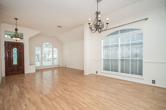 6219 Fox Wind Court, Houston, TX 77041