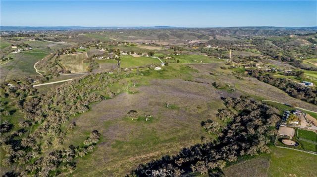 930 Windwood Road, Paso Robles, CA 93446
