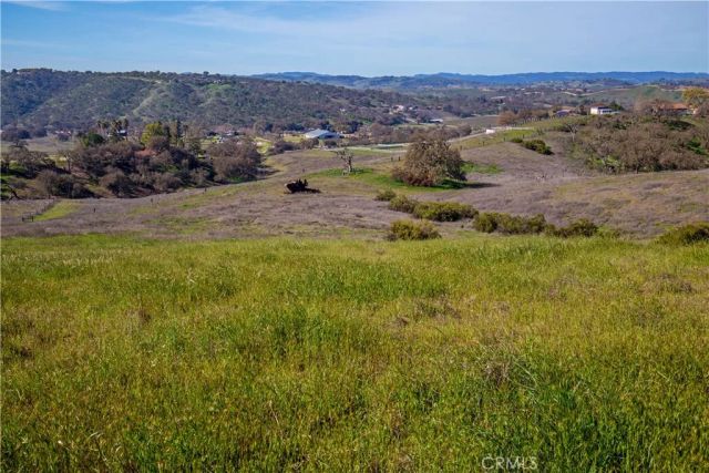 930 Windwood Road, Paso Robles, CA 93446