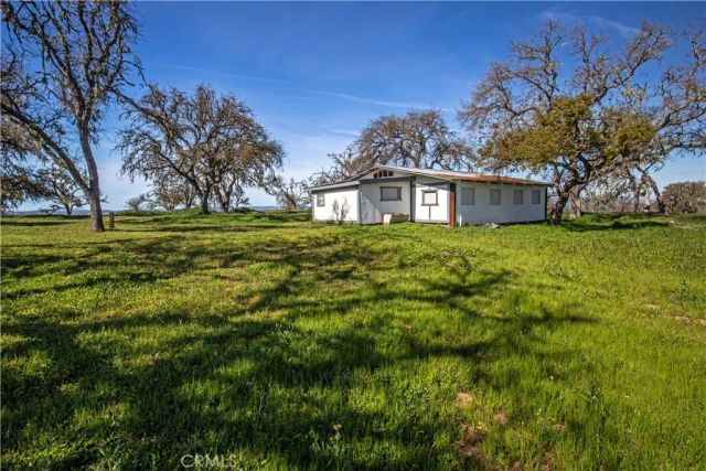 930 Windwood Road, Paso Robles, CA 93446