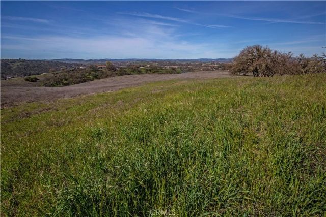 930 Windwood Road, Paso Robles, CA 93446