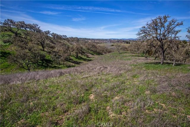930 Windwood Road, Paso Robles, CA 93446