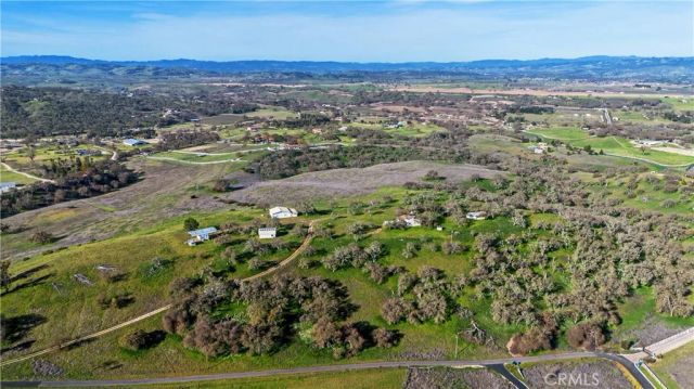 930 Windwood Road, Paso Robles, CA 93446