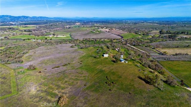 930 Windwood Road, Paso Robles, CA 93446