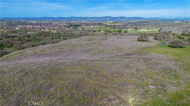 930 Windwood Road, Paso Robles, CA 93446