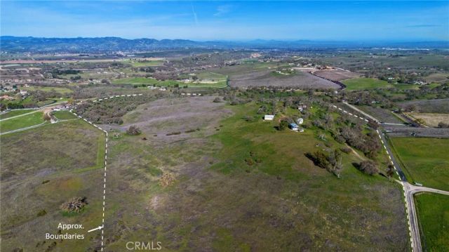 930 Windwood Road, Paso Robles, CA 93446