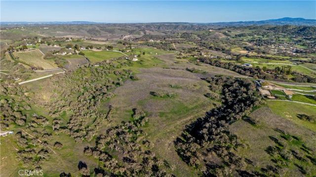 930 Windwood Road, Paso Robles, CA 93446