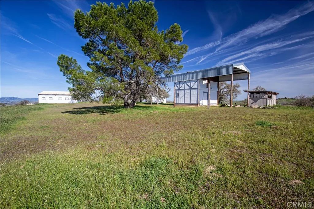 930 Windwood Road, Paso Robles, CA 93446
