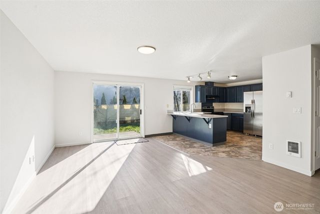 16005 NE 4th Street, Vancouver, WA 98684