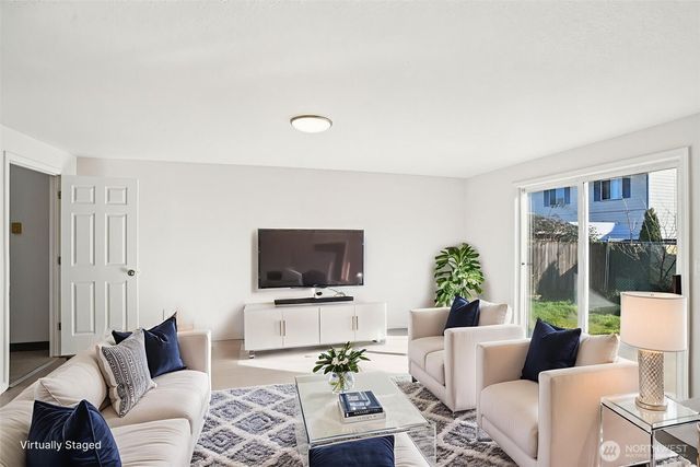 16005 NE 4th Street, Vancouver, WA 98684