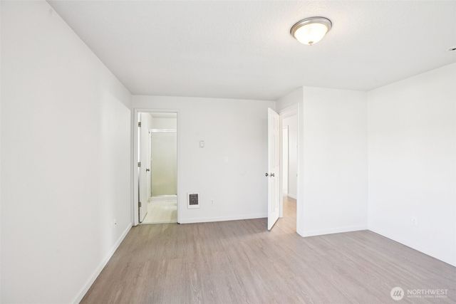 16005 NE 4th Street, Vancouver, WA 98684