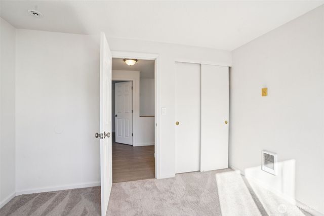 16005 NE 4th Street, Vancouver, WA 98684