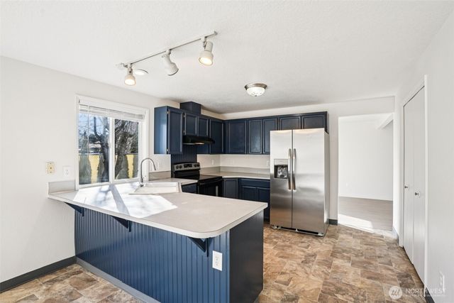 16005 NE 4th Street, Vancouver, WA 98684