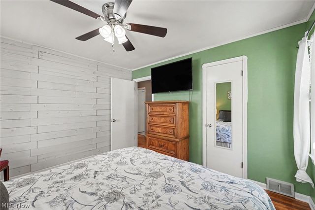 6607 Kenneth Avenue, Parma, OH 44129