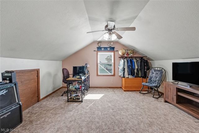 6607 Kenneth Avenue, Parma, OH 44129
