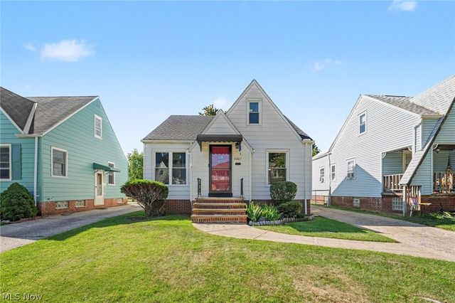 6607 Kenneth Avenue, Parma, OH 44129