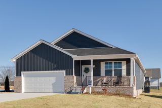 11 Stoneview Dr, Crossville, TN 38571