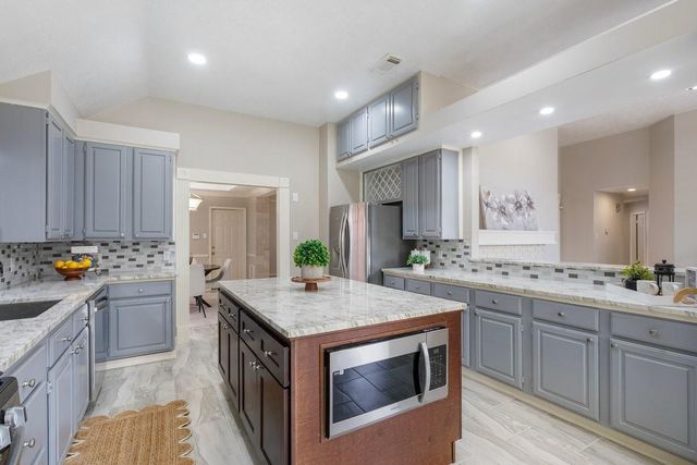 3210 Ashfield Drive, Houston, TX 77082