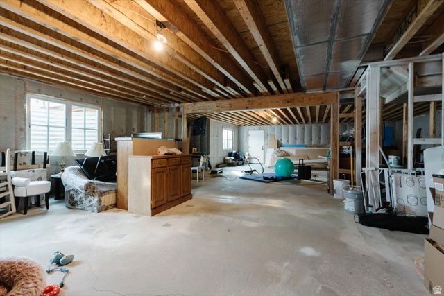 24 W 1550 S, Wellsville, UT 84339